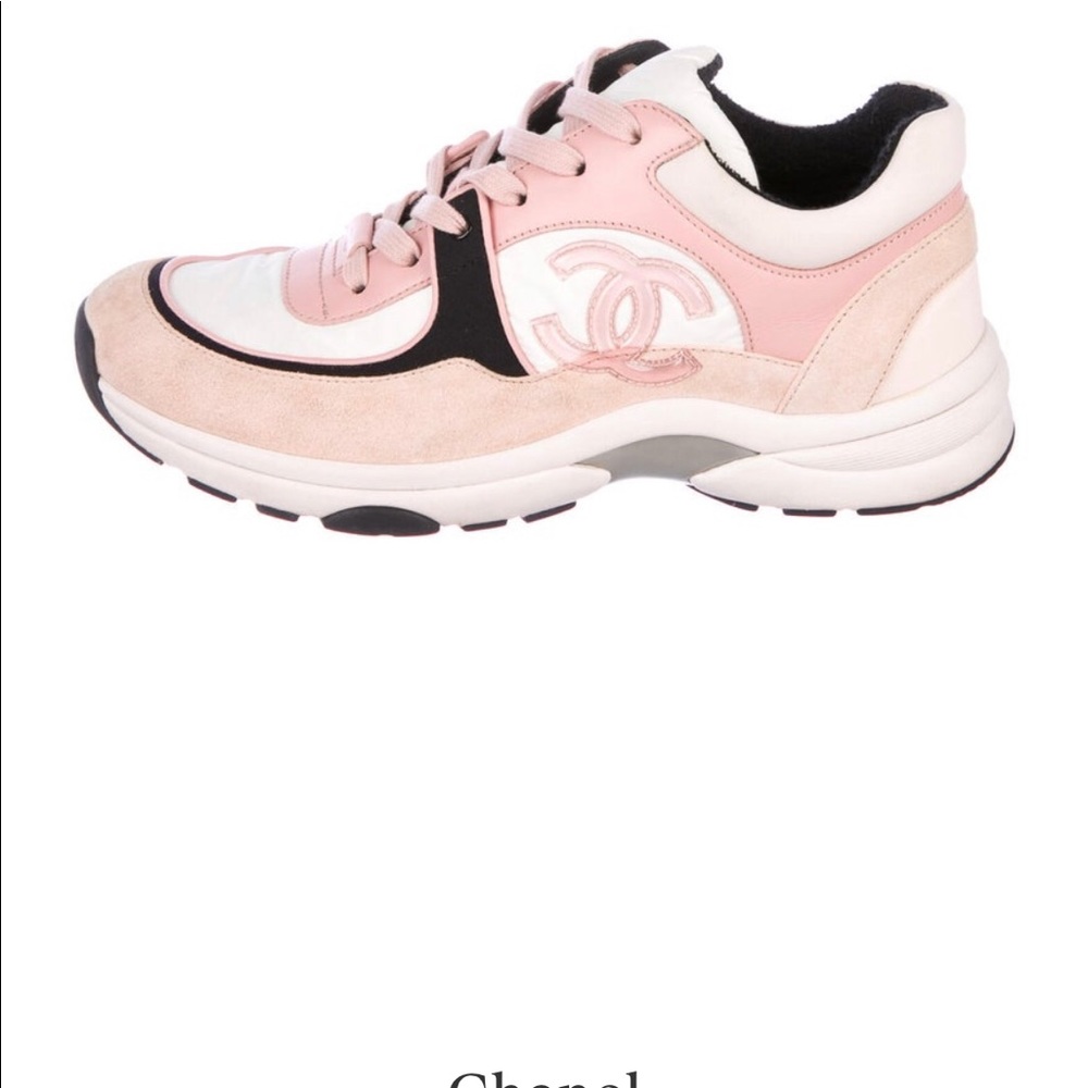 Chanel pink sneaker 2021 sold out 38